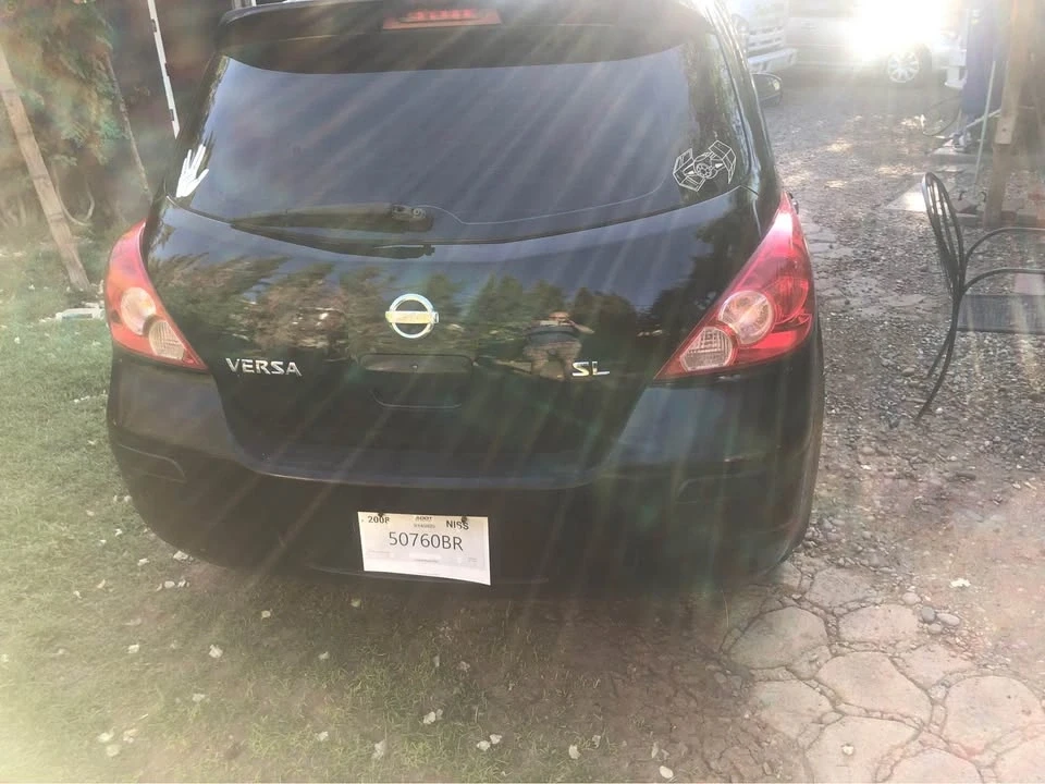 2008 Nissan Versa - Image 4 of 12