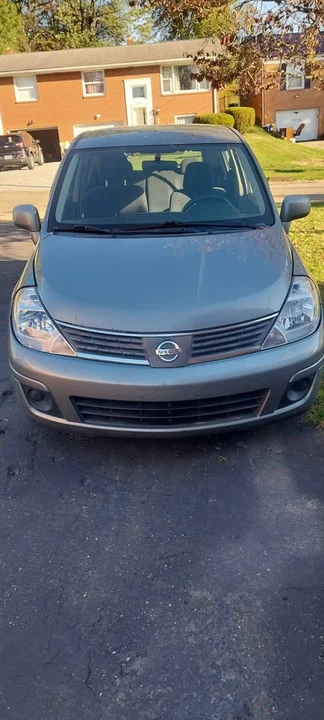 2008 Nissan Versa - Image 4 of 4