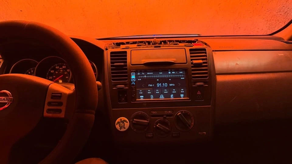 2008 Nissan Versa - Image 13 of 15