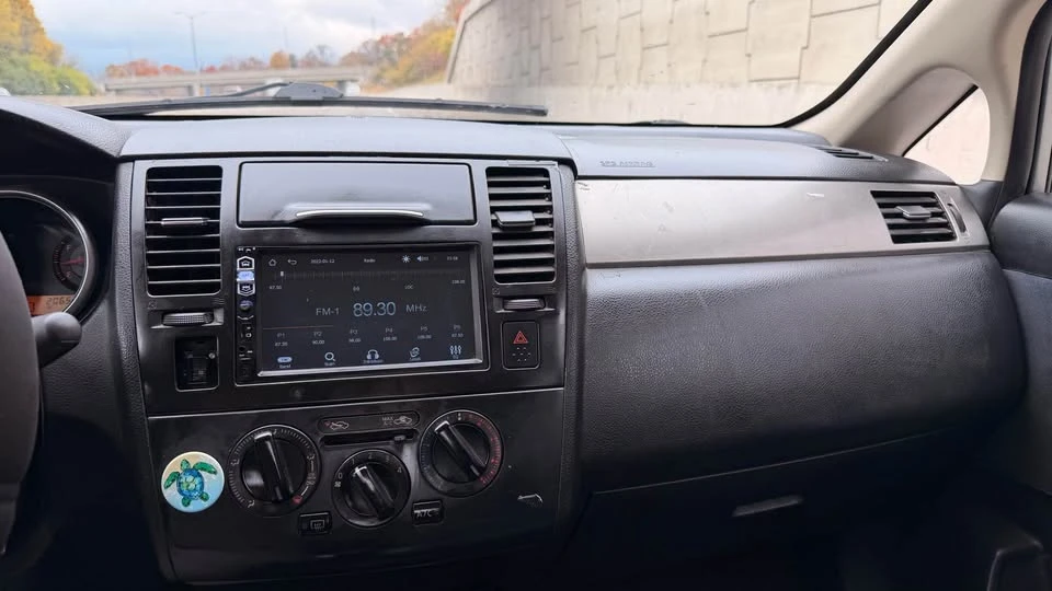 2008 Nissan Versa - Image 14 of 17