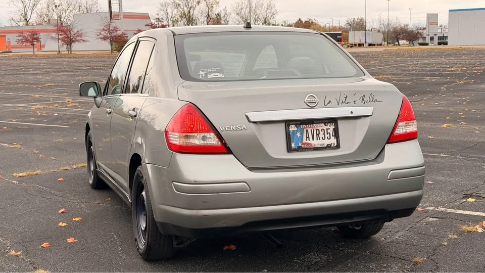 2008 Nissan Versa - Image 6 of 17