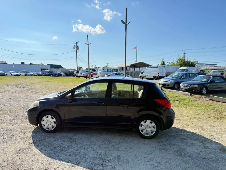 2008 Nissan Versa - Image 4 of 7