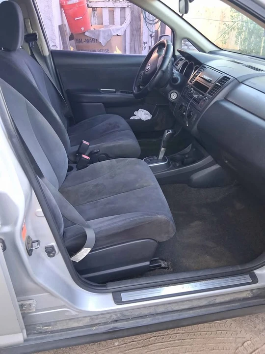 2008 Nissan Versa - Image 3 of 7