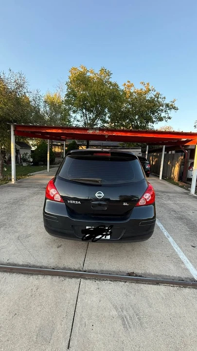 2008 Nissan Versa - Image 4 of 11