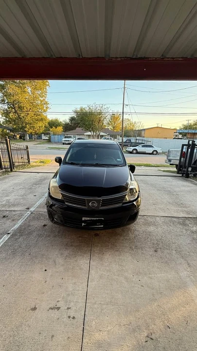 2008 Nissan Versa - Image 8 of 11