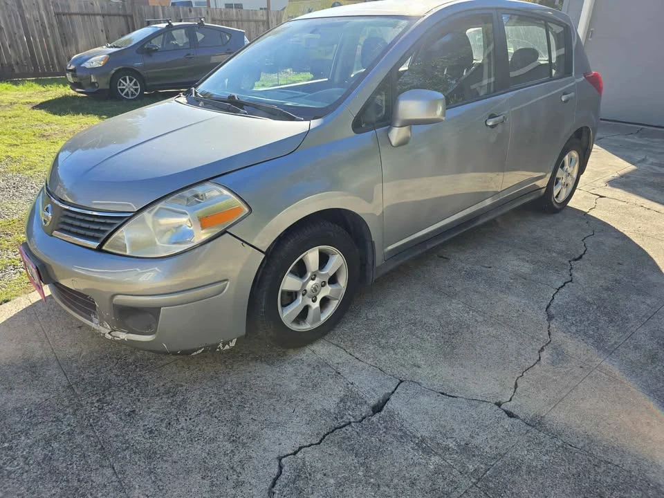 2008 Nissan Versa - Image 6 of 6