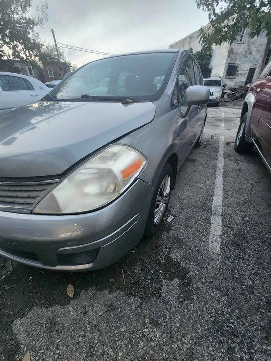 2008 Nissan Versa - Image 5 of 7