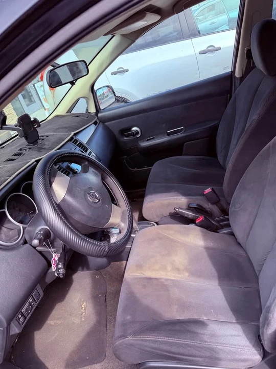 2008 Nissan Versa - Image 4 of 7