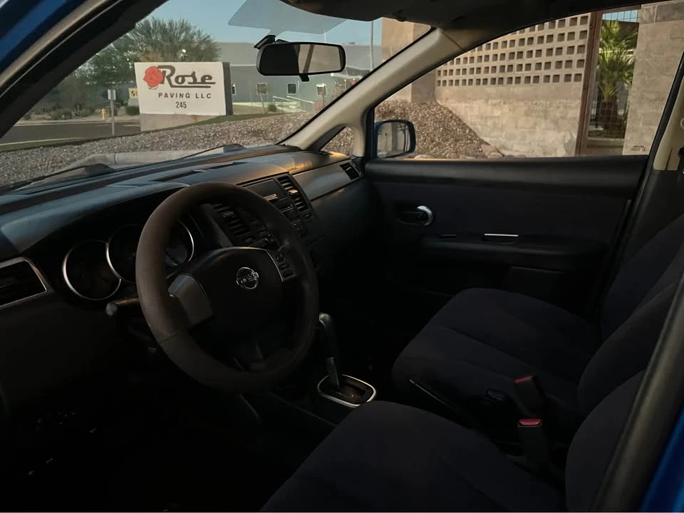 2008 Nissan Versa - Image 4 of 8