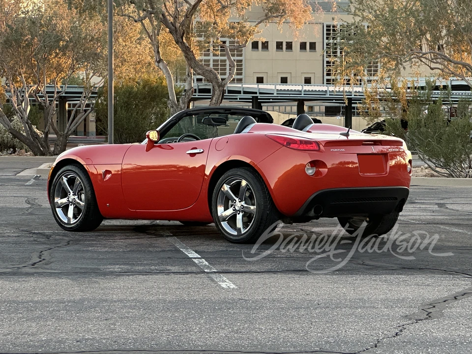 2008 Pontiac Solstice GXP - Image 11 of 18