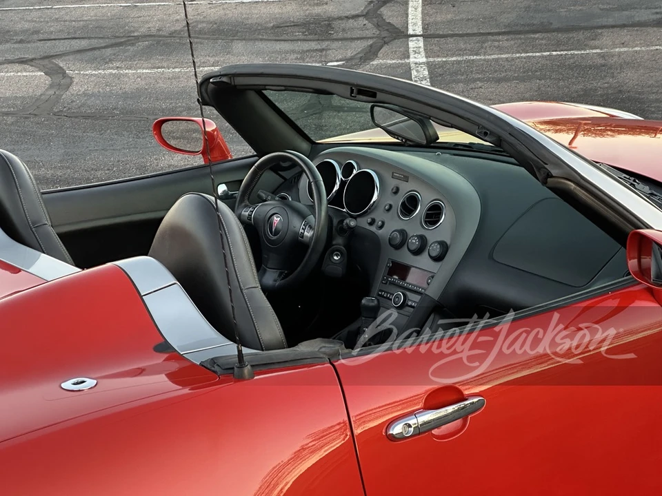 2008 Pontiac Solstice GXP - Image 13 of 18