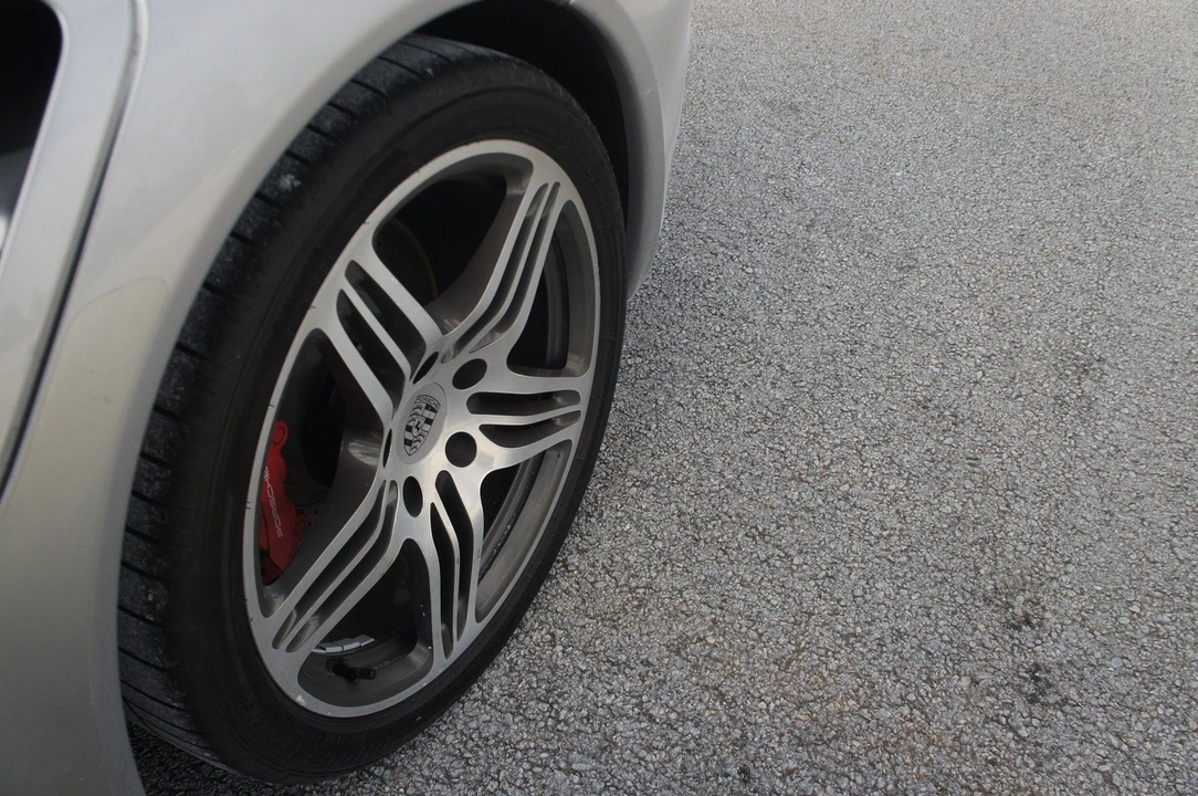 2008 Porsche 997 Turbo - Image 9 of 31