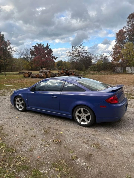 2008 Pontiac G5 - Image 2 of 10