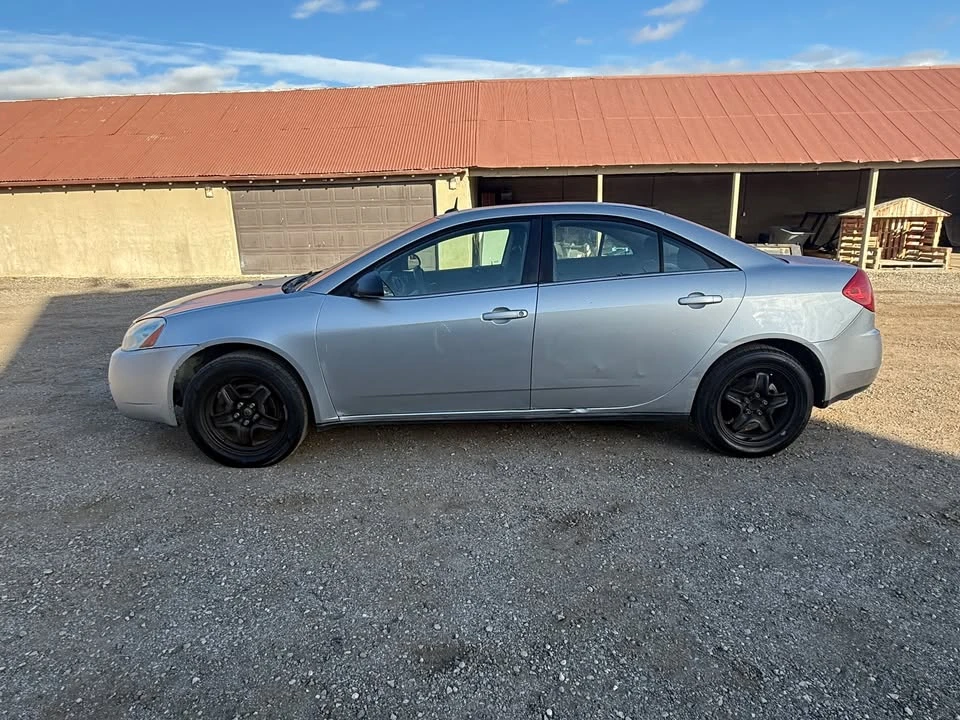 2008 Pontiac G6 - Image 2 of 6