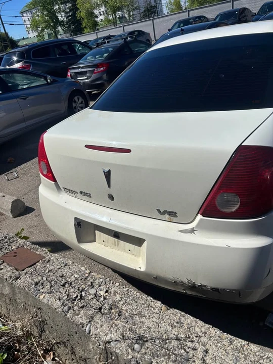 2008 Pontiac G6 - Image 3 of 12
