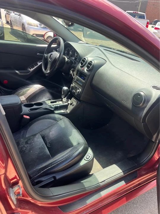 2008 Pontiac G6 - Image 10 of 17