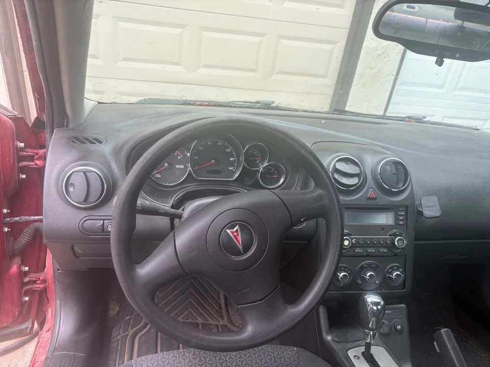 2008 Pontiac G6 - Image 10 of 11