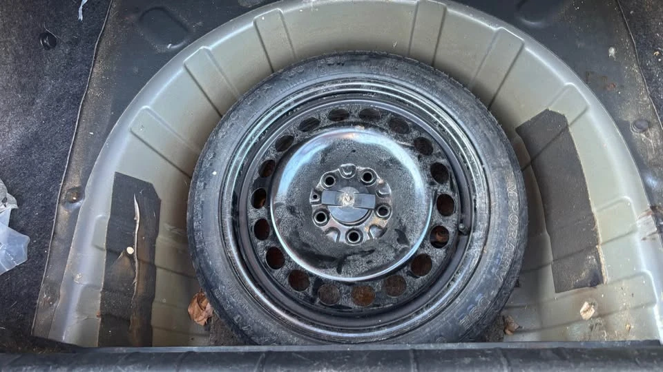 2008 Pontiac G6 - Image 6 of 9