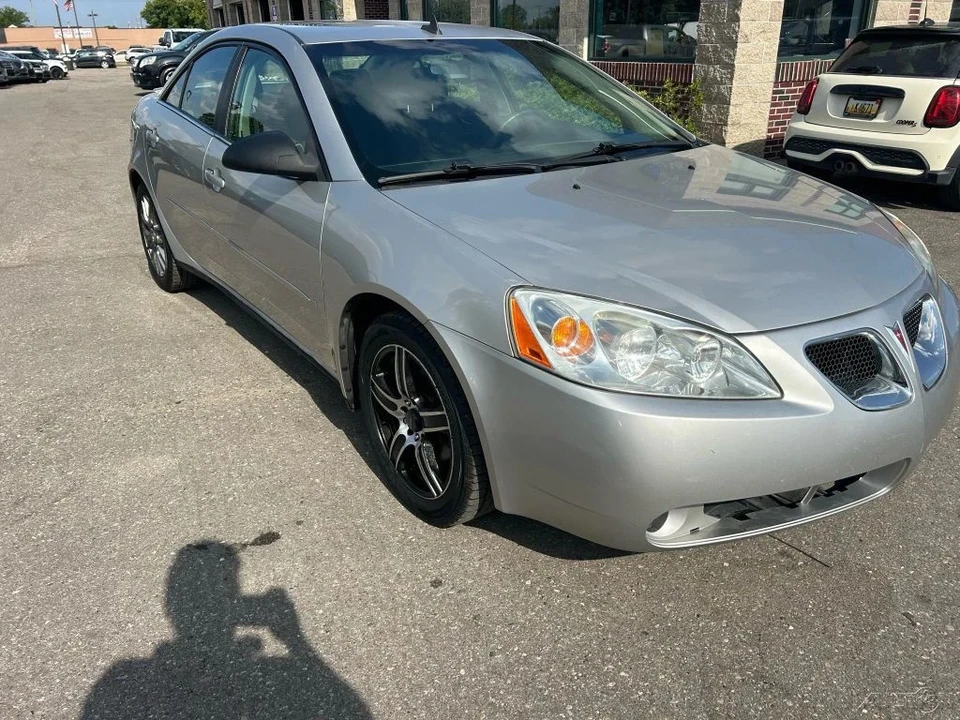 2008 Pontiac G6 - Image 3 of 12