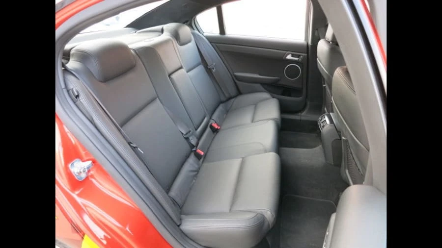 2008 Pontiac G8 - Image 6 of 12