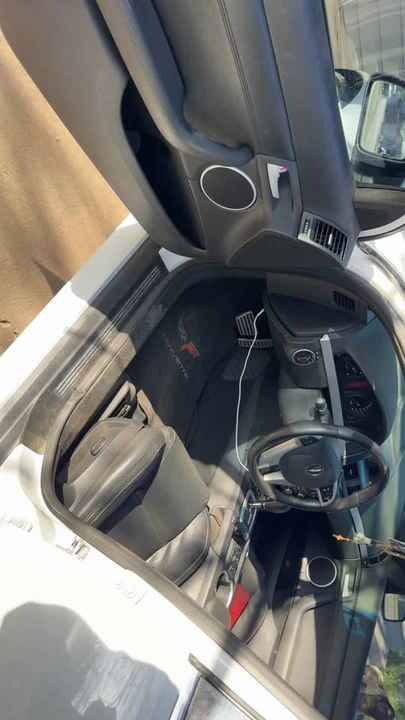 2008 Pontiac G8 - Image 12 of 17