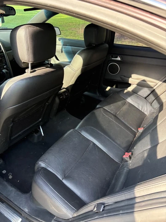 2008 Pontiac G8 - Image 11 of 12