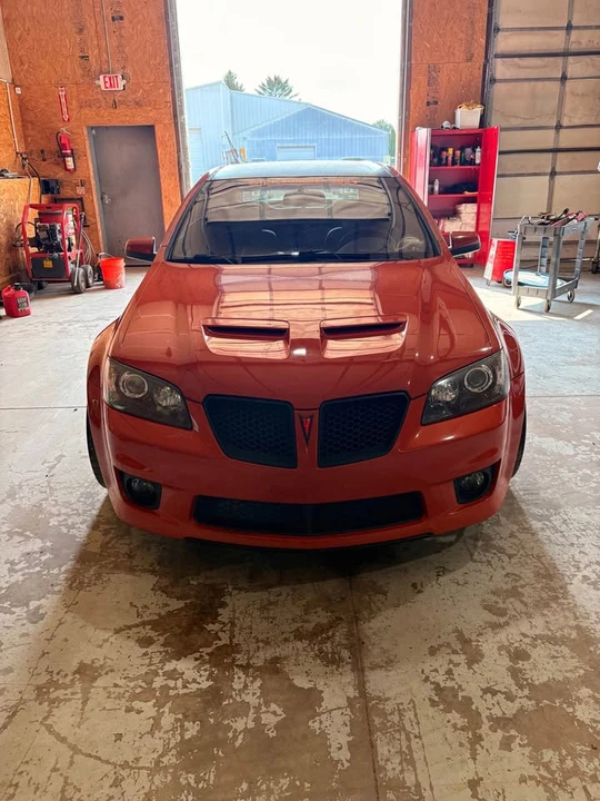 2008 Pontiac G8 - Image 2 of 13