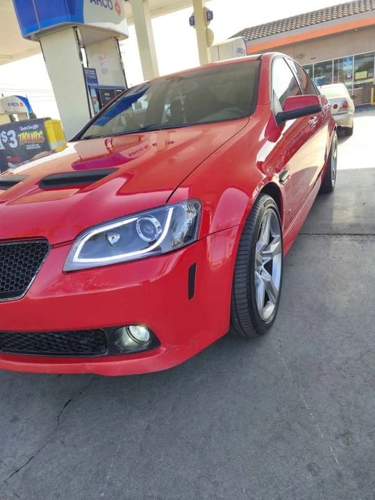 2008 Pontiac G8 - Image 2 of 20