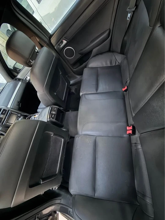 2008 Pontiac G8 - Image 2 of 4