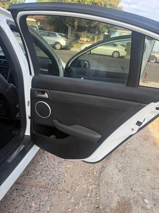 2008 Pontiac G8 - Image 7 of 10