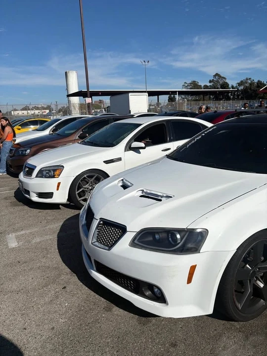 2008 Pontiac G8 - Image 2 of 5