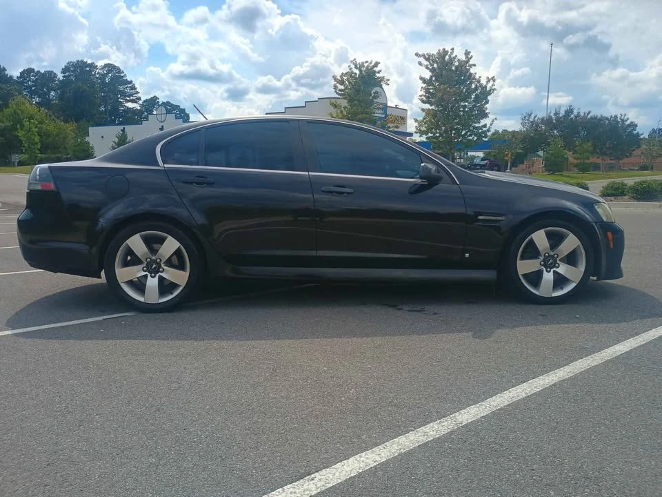 2008 Pontiac G8 - Image 5 of 10