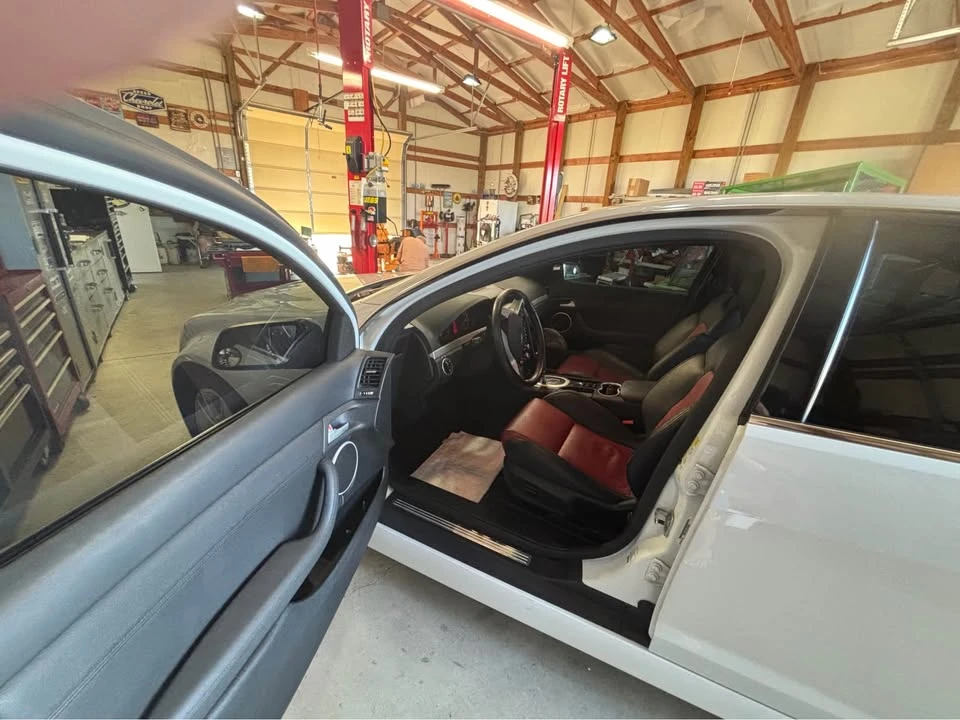 2008 Pontiac G8 - Image 6 of 8