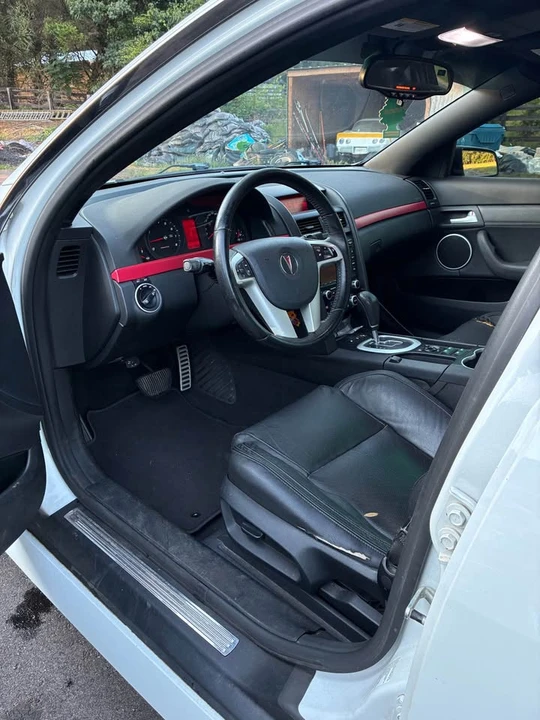 2008 Pontiac G8 - Image 11 of 17