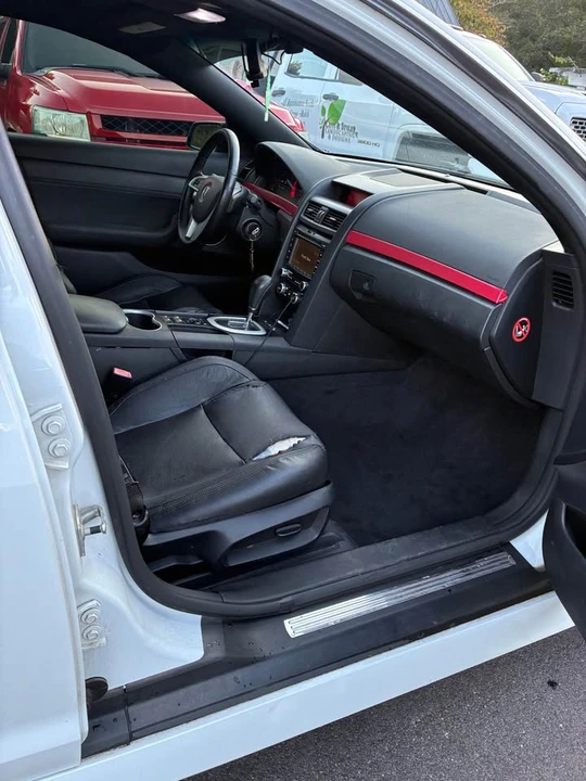2008 Pontiac G8 - Image 14 of 17