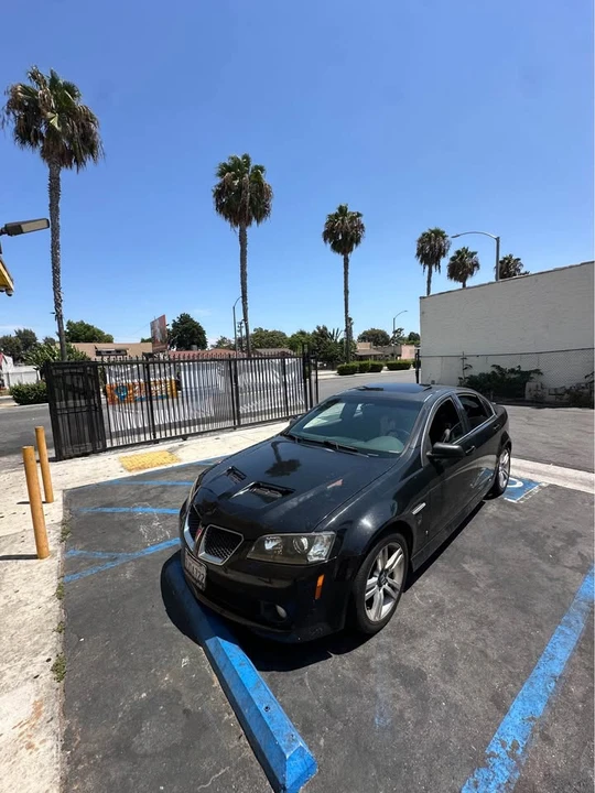 2008 Pontiac G8 - Image 2 of 4