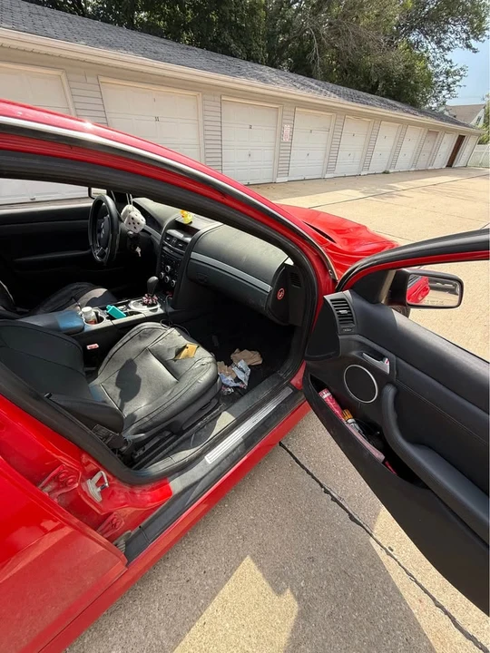 2008 Pontiac G8 - Image 6 of 14
