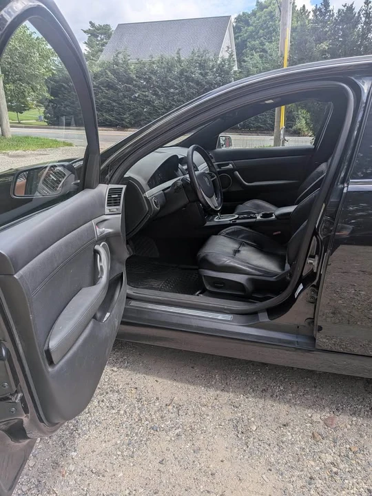 2008 Pontiac G8 - Image 11 of 12
