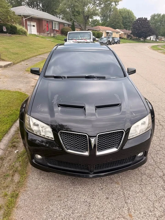 2008 Pontiac G8 - Image 2 of 9