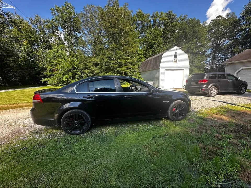 2008 Pontiac G8 - Image 2 of 16