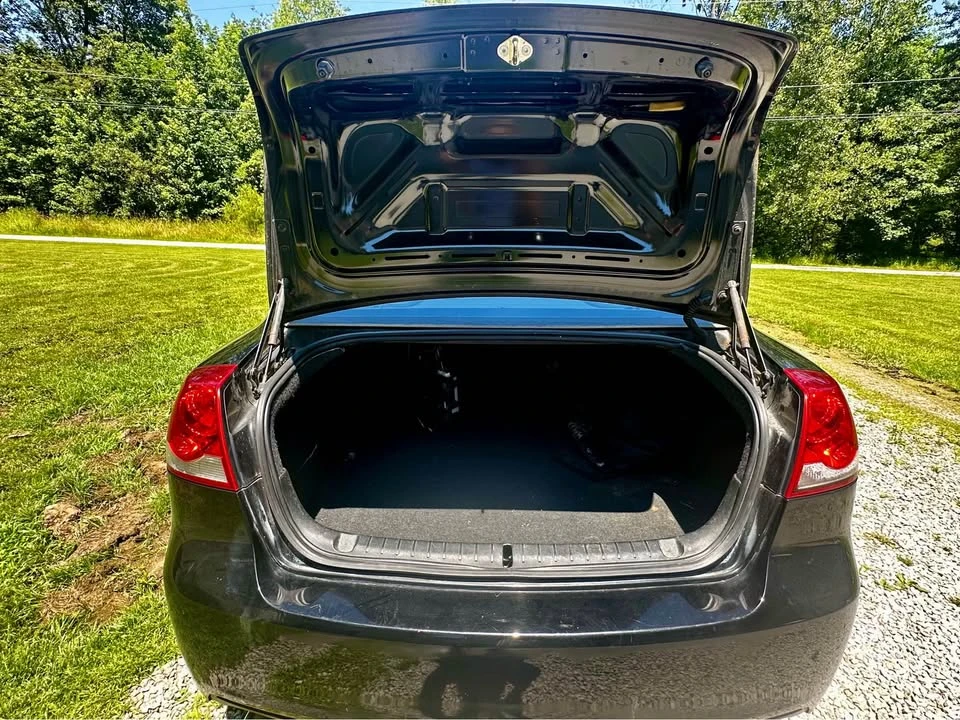 2008 Pontiac G8 - Image 12 of 16