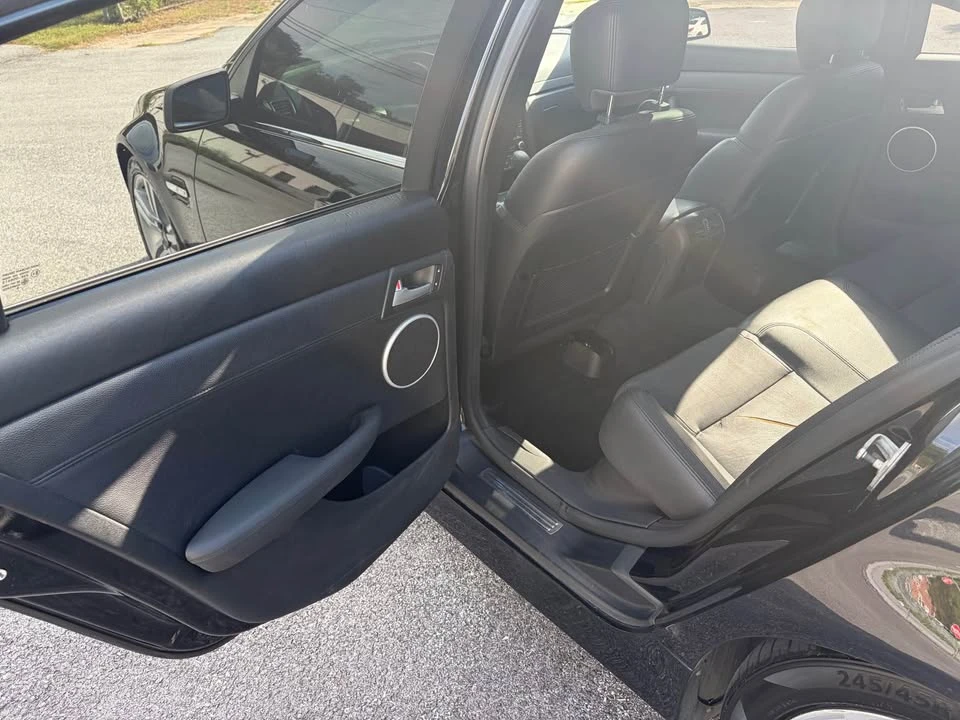 2008 Pontiac G8 - Image 10 of 19
