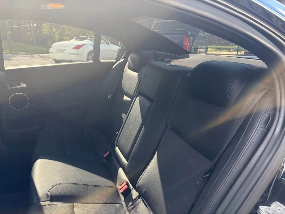2008 Pontiac G8 - Image 11 of 19