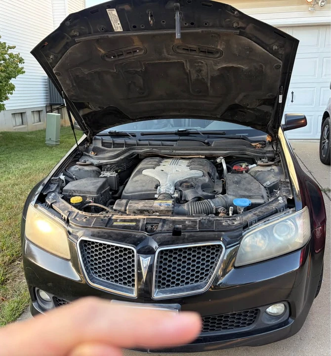 2008 Pontiac G8 - Image 2 of 2