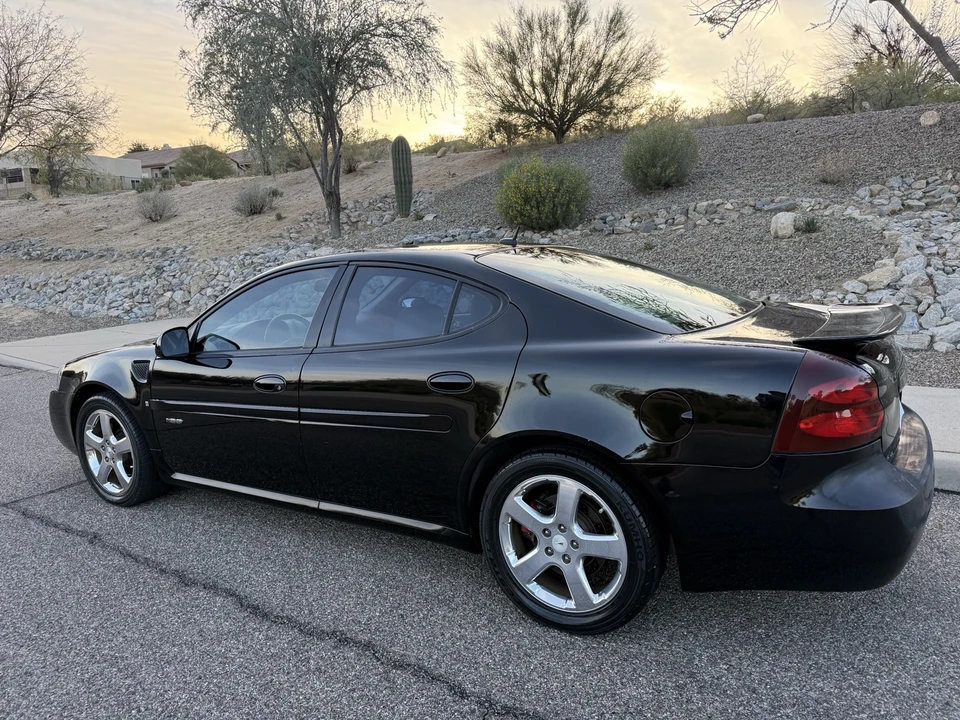 2008 Pontiac Grand Prix 3rd+ Gen - Image 2 of 21