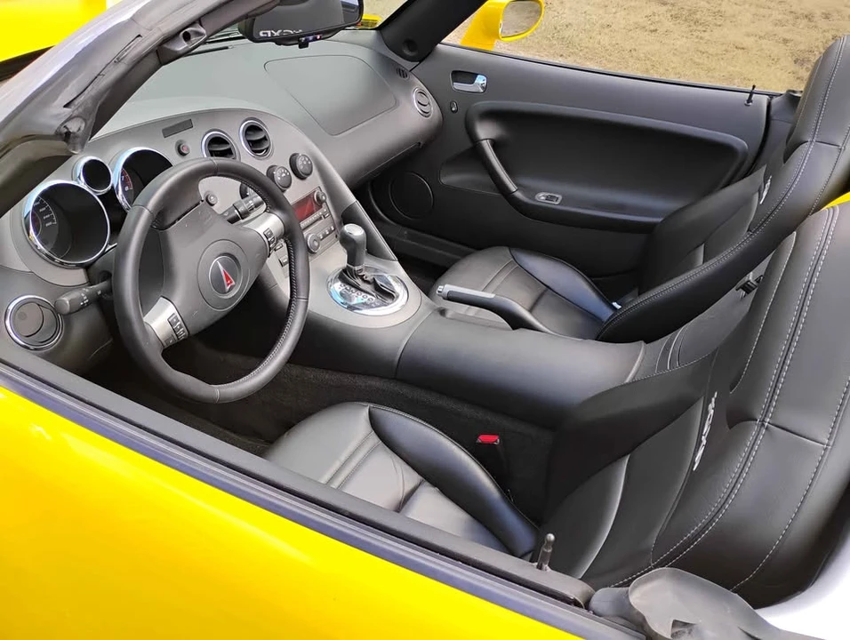 2008 Pontiac Solstice - Image 3 of 5