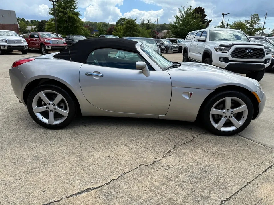 2008 Pontiac Solstice - Image 6 of 11