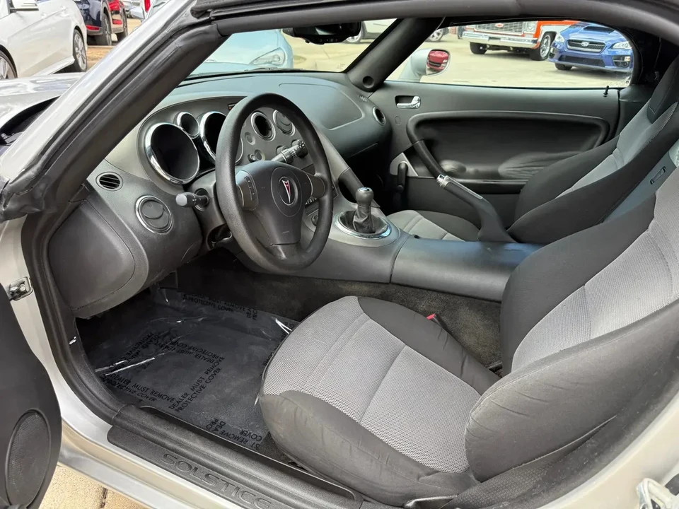 2008 Pontiac Solstice - Image 8 of 11