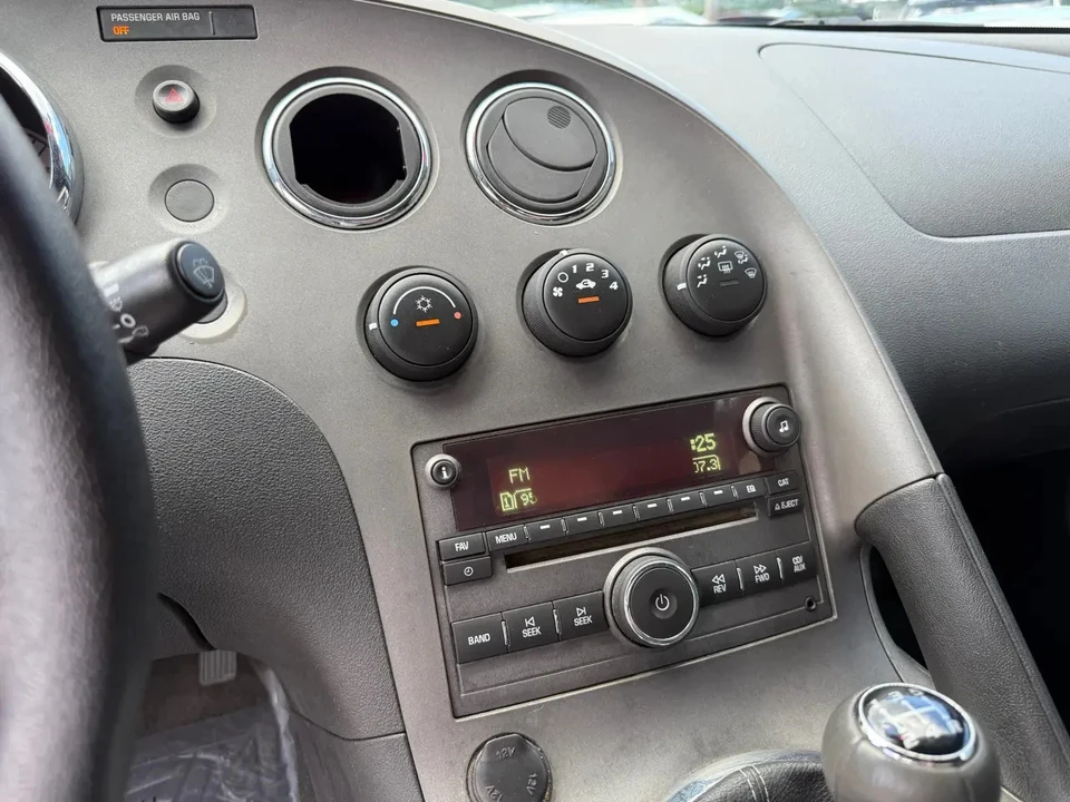 2008 Pontiac Solstice - Image 10 of 11