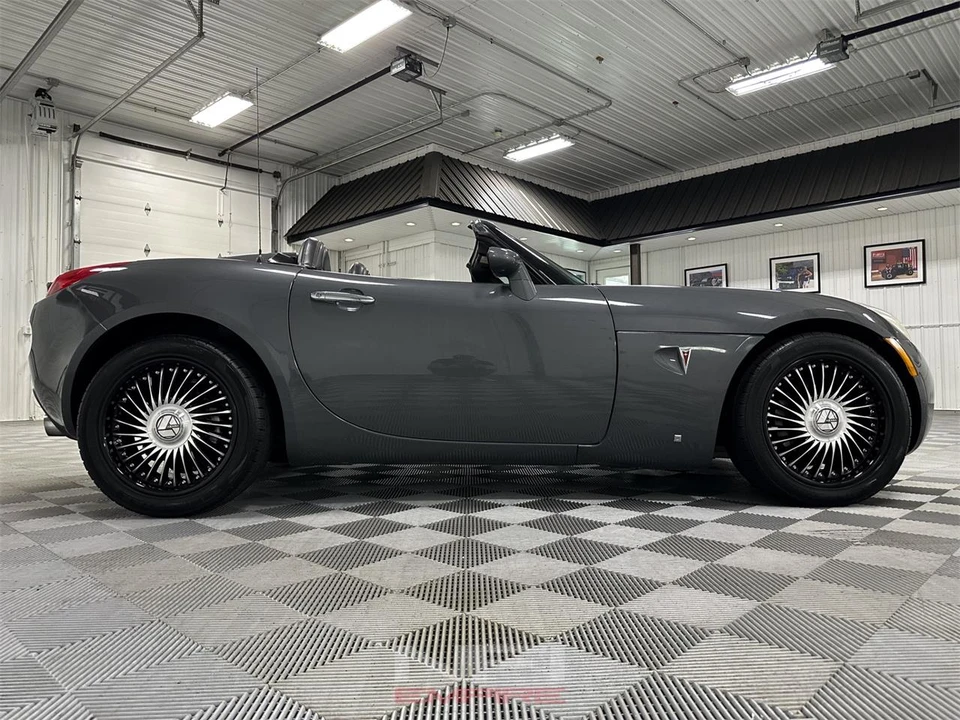 2008 Pontiac Solstice - Image 26 of 31